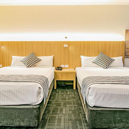 Absolute Beachfront Opal Cove Resort Korora Екстериор снимка