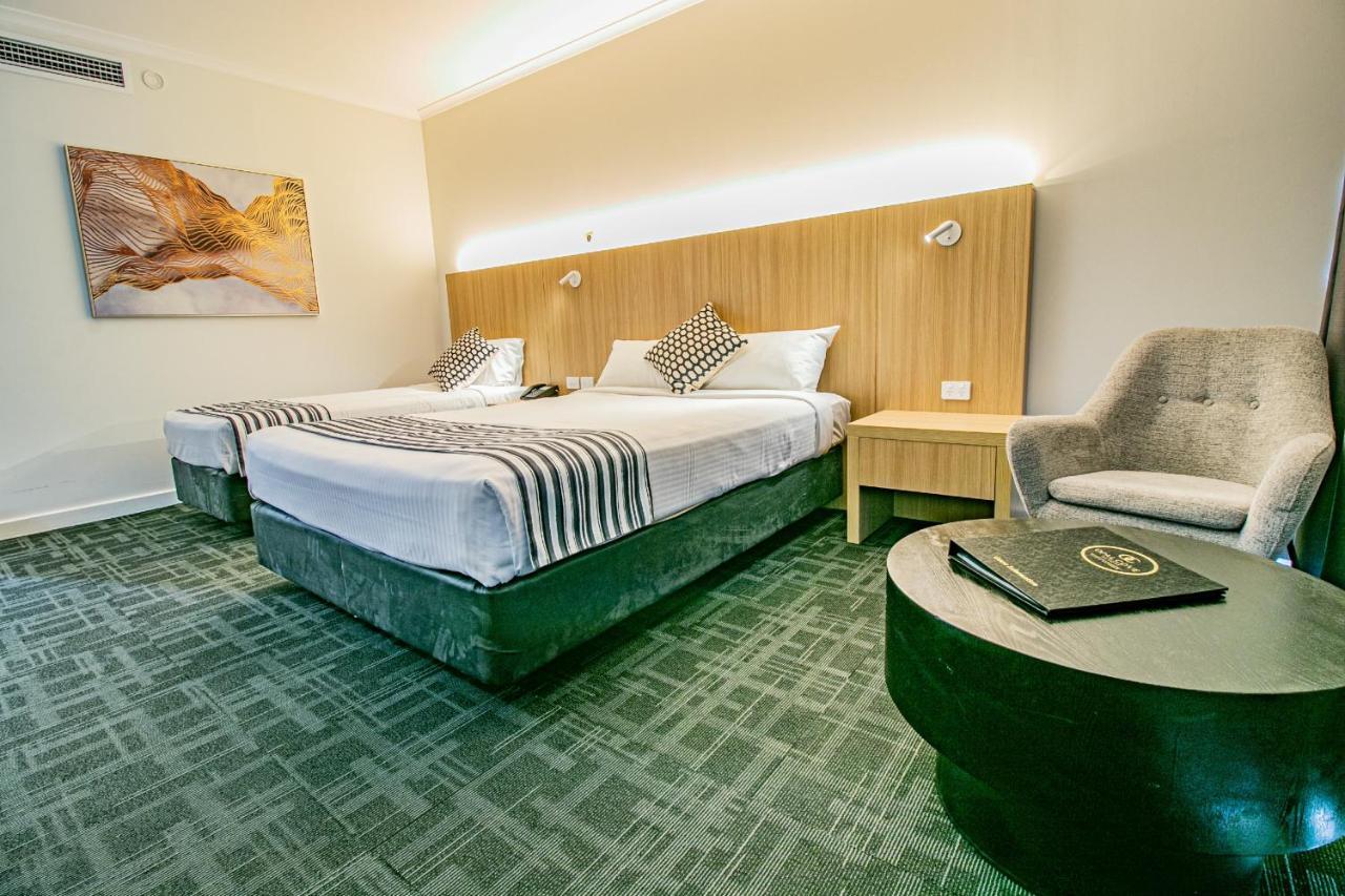Absolute Beachfront Opal Cove Resort Korora Екстериор снимка