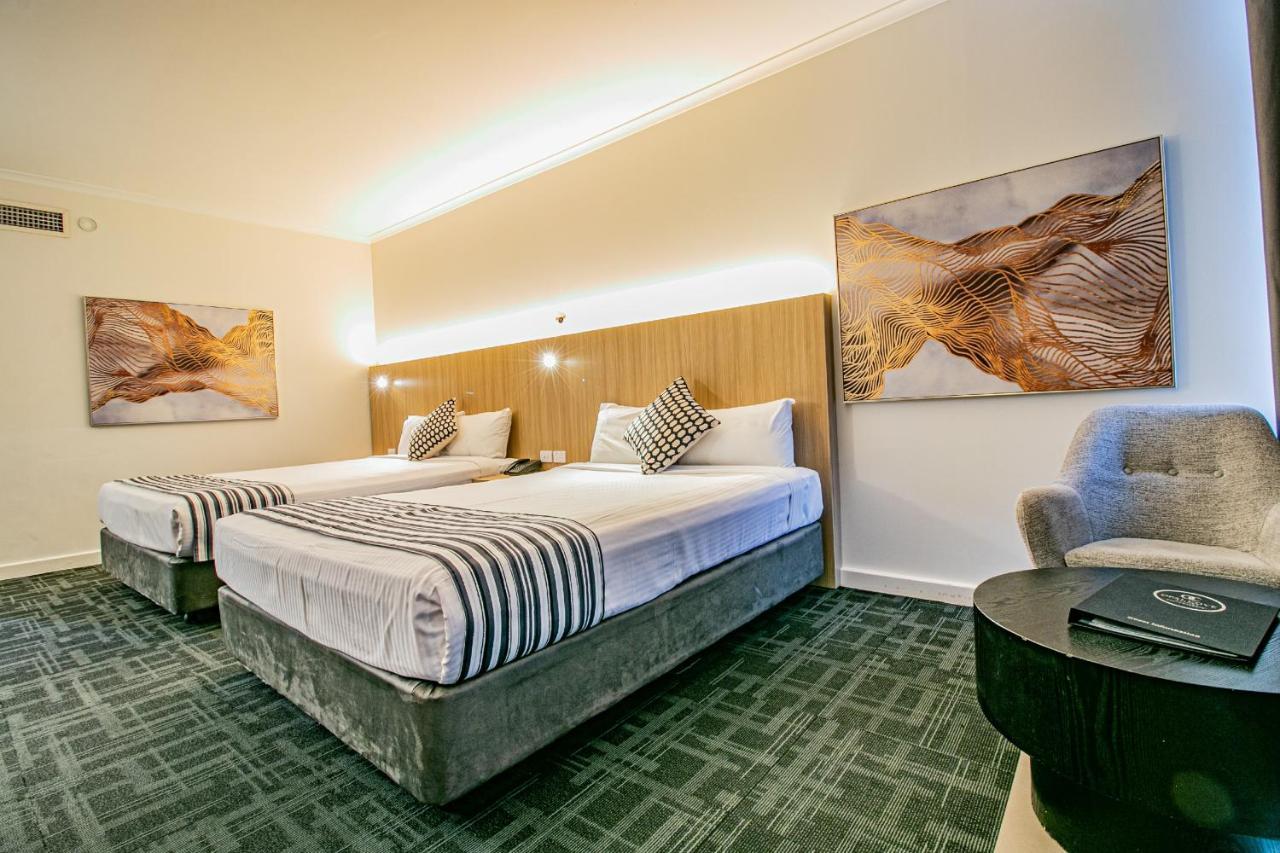 Absolute Beachfront Opal Cove Resort Korora Екстериор снимка