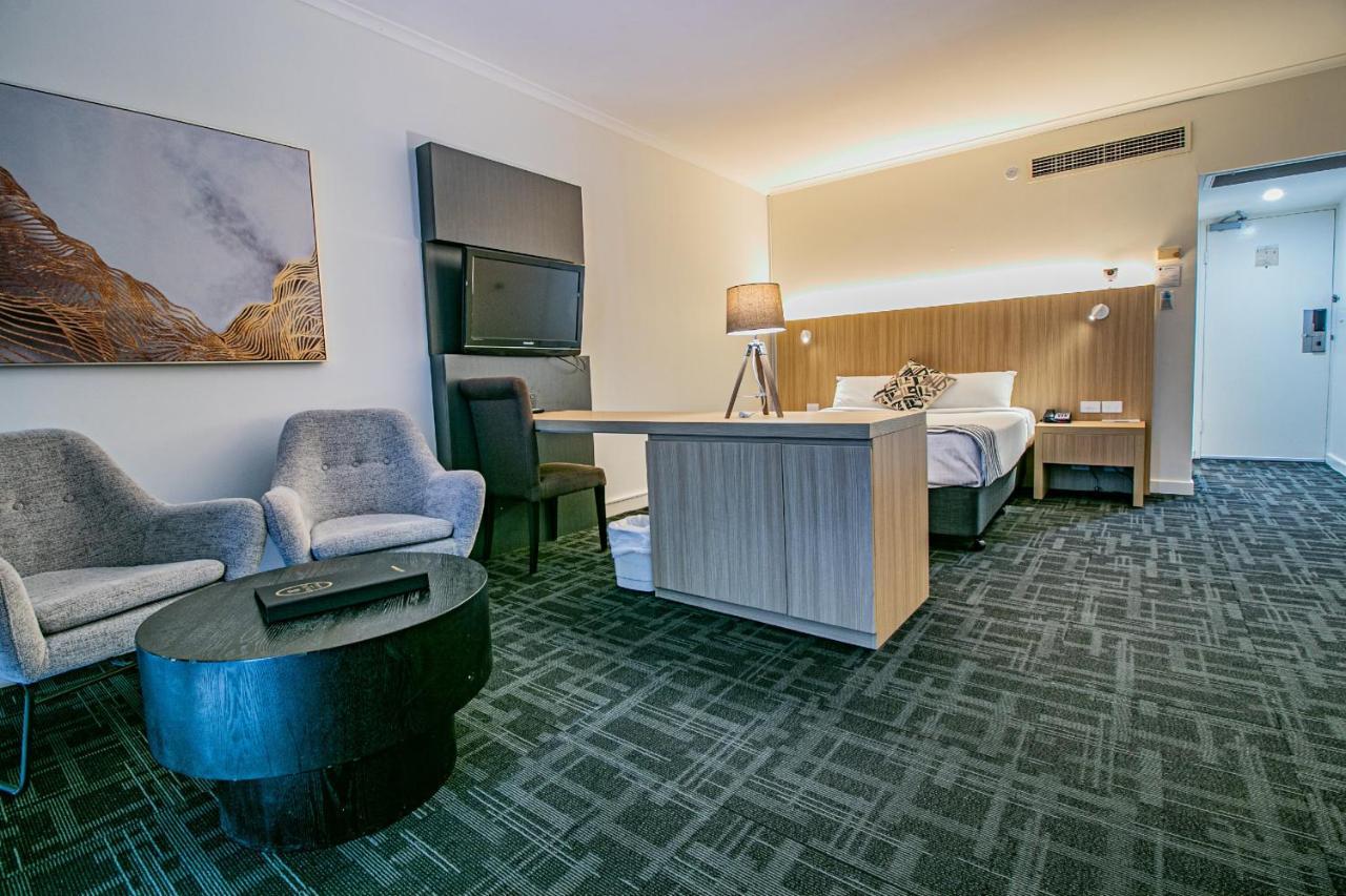 Absolute Beachfront Opal Cove Resort Korora Екстериор снимка