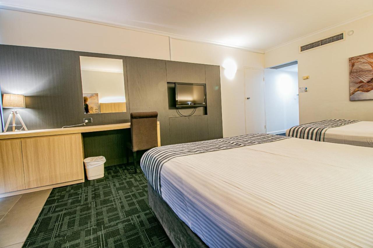 Absolute Beachfront Opal Cove Resort Korora Екстериор снимка