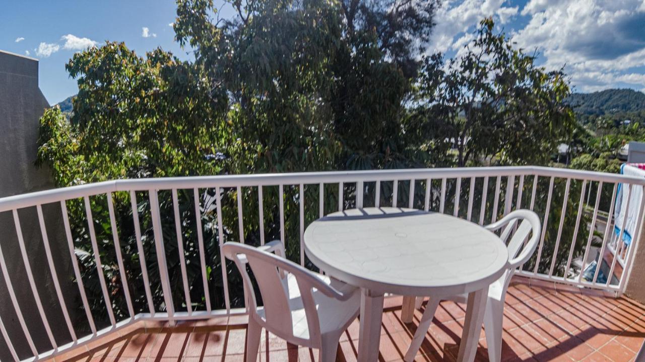 Absolute Beachfront Opal Cove Resort Korora Екстериор снимка