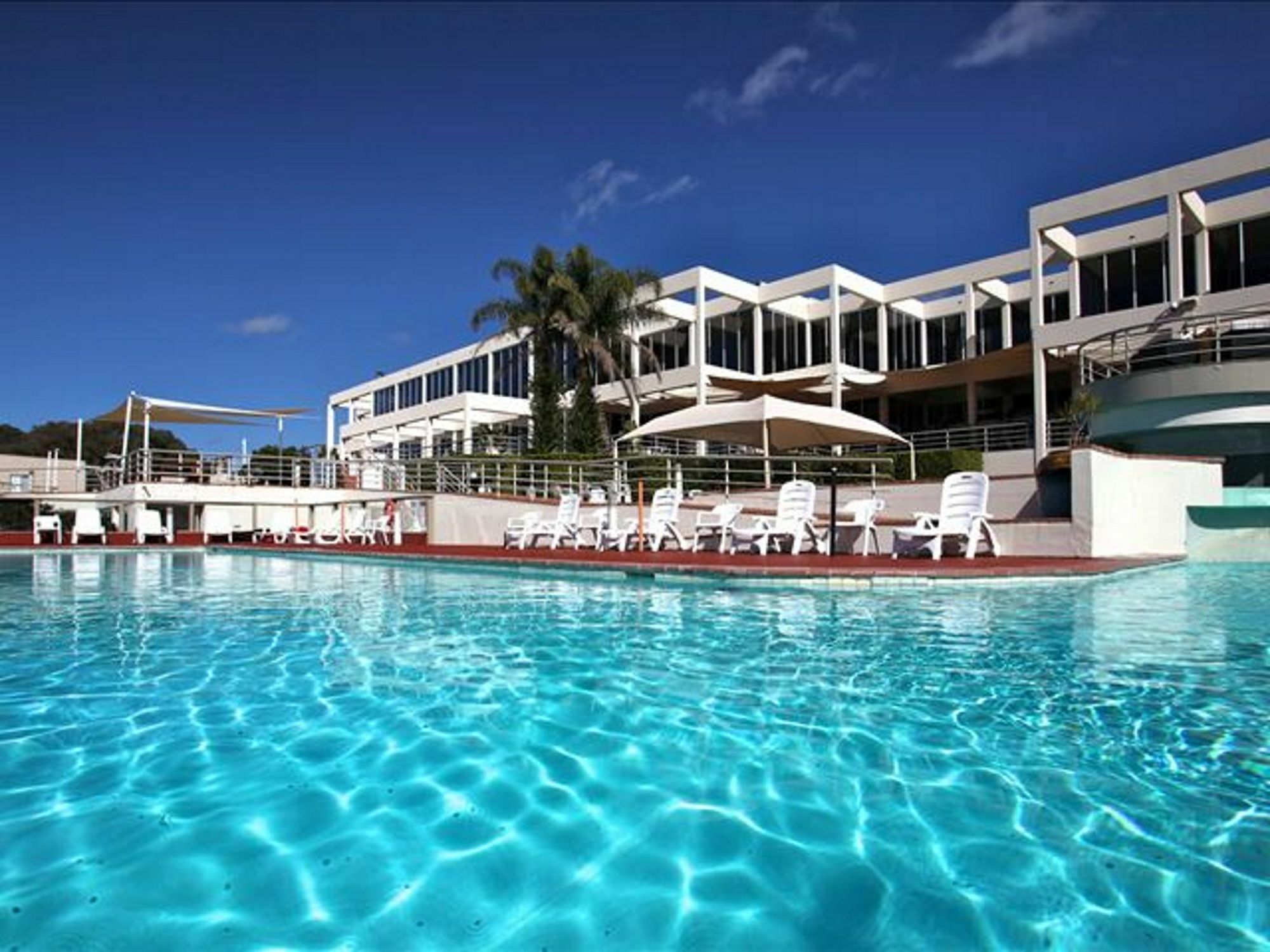 Absolute Beachfront Opal Cove Resort Korora Екстериор снимка